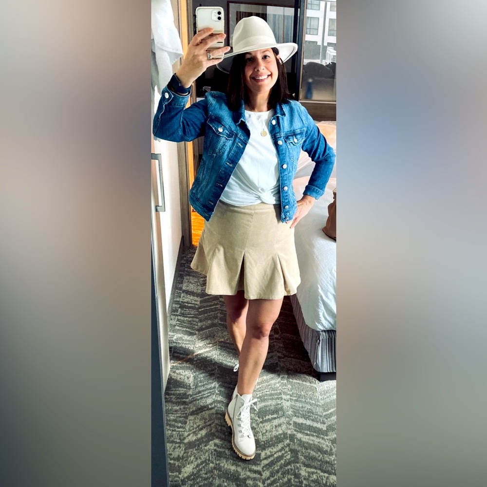 Beige corduroy skirt